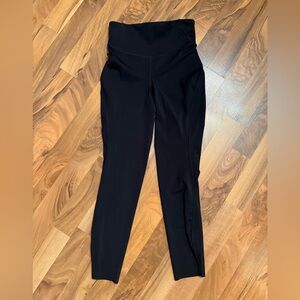 Lululemon Base Pace High Rise Tight Leggings Size 4 25” inseam Black Exc